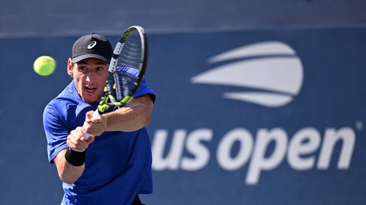 Валантен Руайе