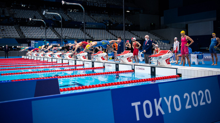 Австралийки показали результат 3.29,69