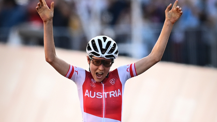 Анна Кизенхофер