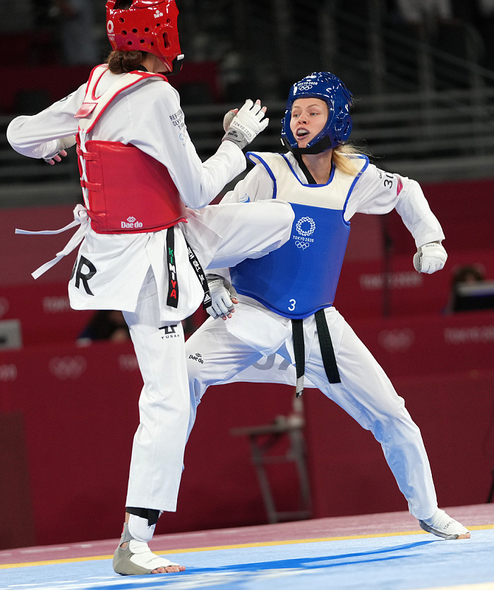 Татьяна Минина (справа)