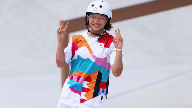 Момидзи Нишия