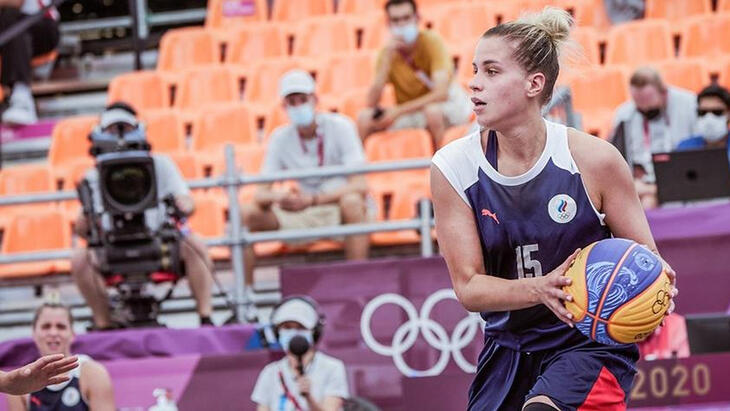 Россиянки разгромили сборную Румынии в баскетболе 3х3