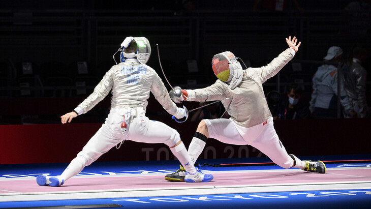 Российские фехтовальщики вышли в полуфинал ОИ-2020 в Токио