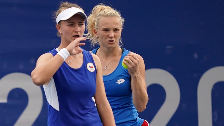 Барбора Крейчикова и Катержина Синякова