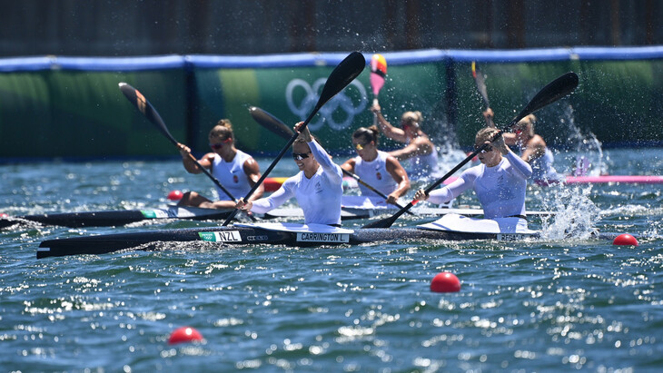 Андреева и Луканцов пробились в полуфинал Олимпиады в гребле