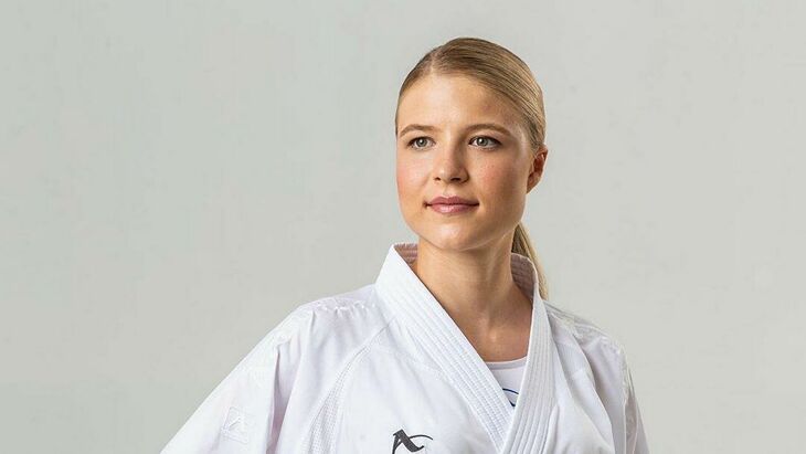 Анна Чернышева