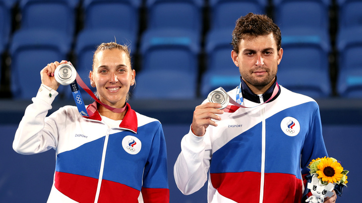 Елена Веснина и Аслан Карацев