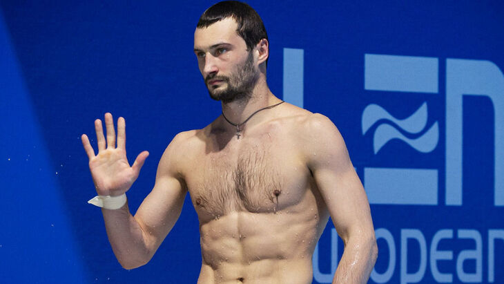 Александр Бондарь